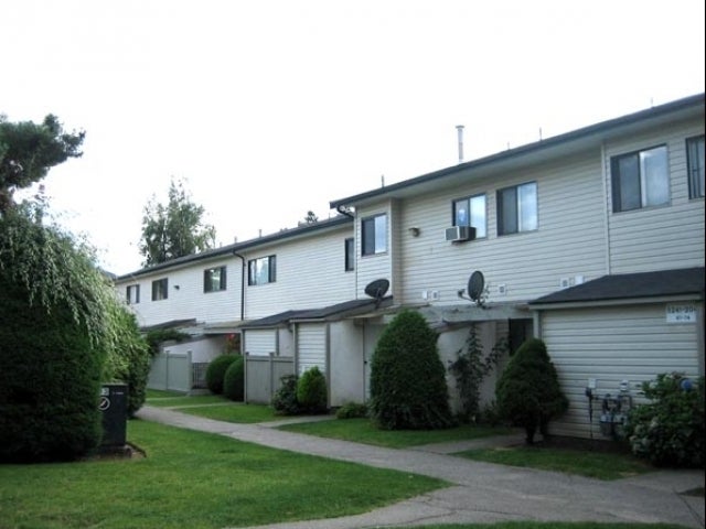 Portage Estates   --   20350 - 20390 53 Ave - Langley/Langley City