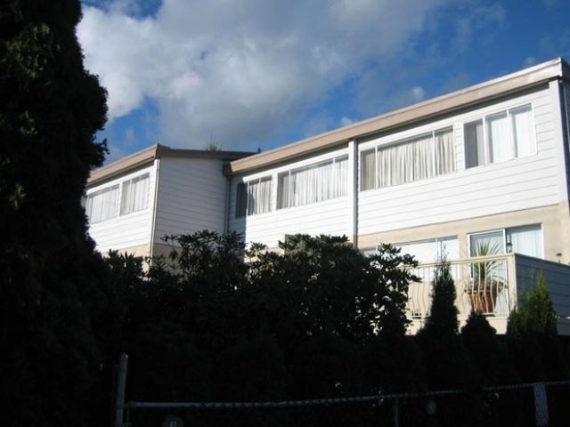 Eastleigh Gardens   --   20601 Eastleigh Cr - Langley/Langley City