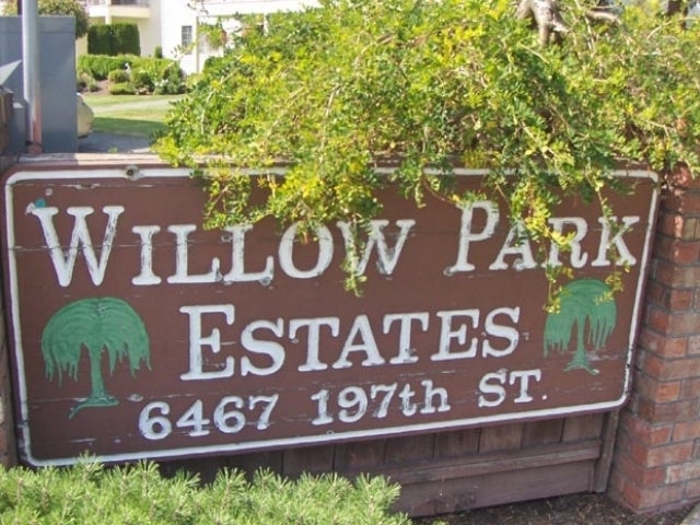 Willow Park Estates   --   6467 197 St - Langley/Willoughby Heights