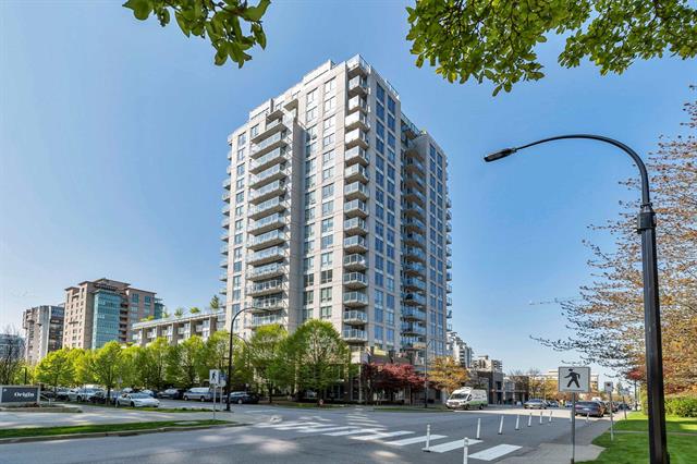 The Local   --   135 17th Street - North Vancouver/Central Lonsdale
