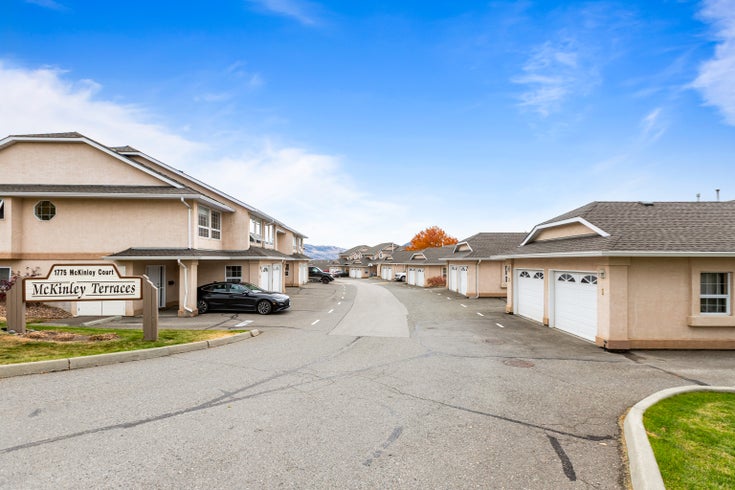 MCKINLEY TERRACES   --   1775 McKinley Court - British Columbia/Kamloops
