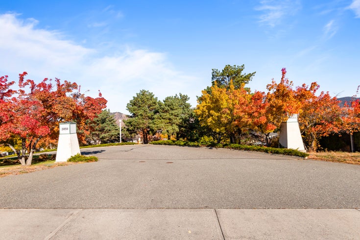 JUNIPER TERRACE   --   2050 Qu’Appelle Blvd - British Columbia/Kamloops