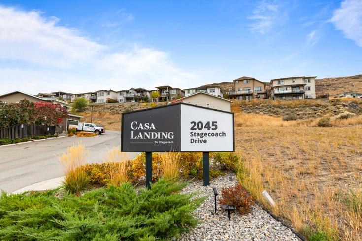 CASA LANDING   --   2045 Stagecoach Dr - British Columbia/Kamloops