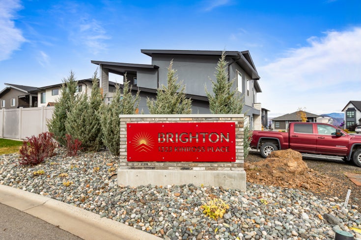 BRIGHTON PLACE   --   1323 Kinross Pl - British Columbia/Kamloops