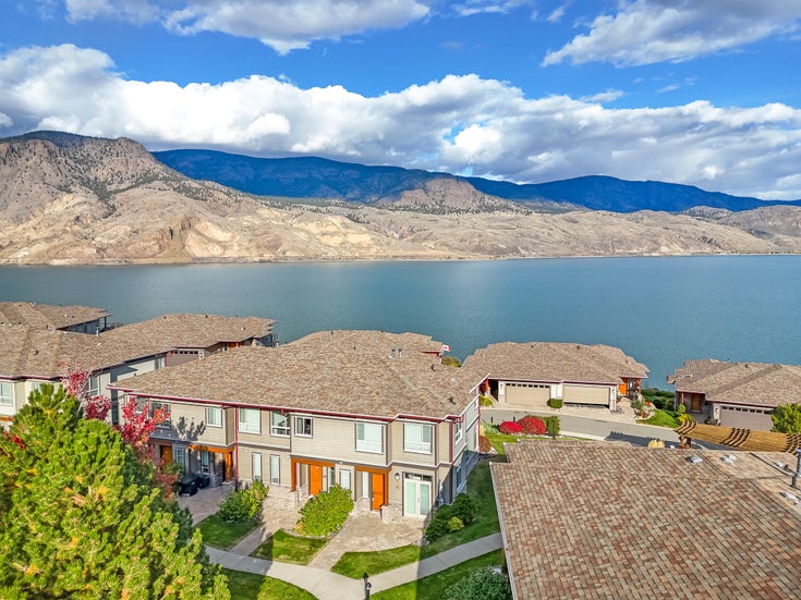 LAKE STAR AT TOBIANO   --   175 Holloway Dr - British Columbia/Kamloops