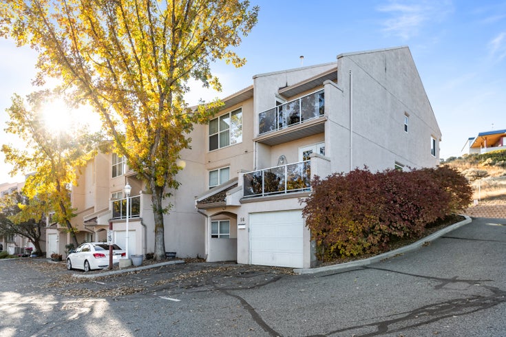 VILLAS COLUMBIA   --   383 Columbia St - British Columbia/Kamloops