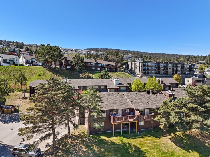 GLENDEVON PLACE   --   1155 Hugh Allan Dr - British Columbia/Kamloops