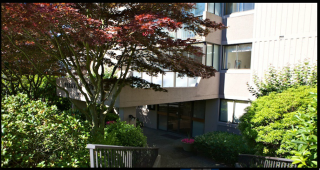 Parkview Towers   --   555 13TH ST - West Vancouver/Ambleside #13