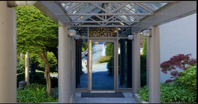 The Ray Building   --   2120 ARGYLE AVENUE - West Vancouver/Dundarave #8