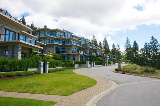 Properties   --   2225 - 2285 TWIN CREEL PL - West Vancouver/Whitby Estates #8