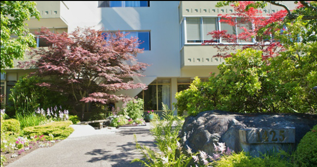 Oceanbrook Apartments   --   1425 ESQUIMALT AV - West Vancouver/Ambleside #9