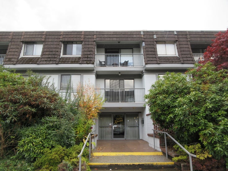 Villa Ascona    --    275 W 2ND ST - North Vancouver/Lower Lonsdale #1