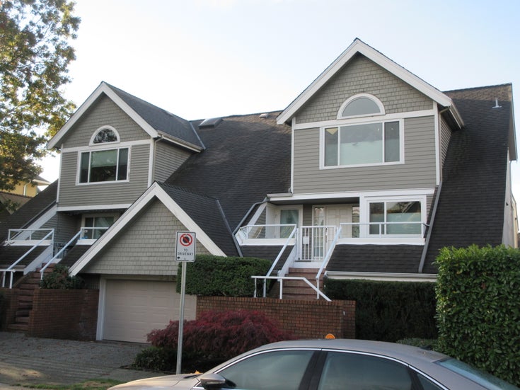 Les Terrasses   --   223 E Keith RD - North Vancouver/Lower Lonsdale #1