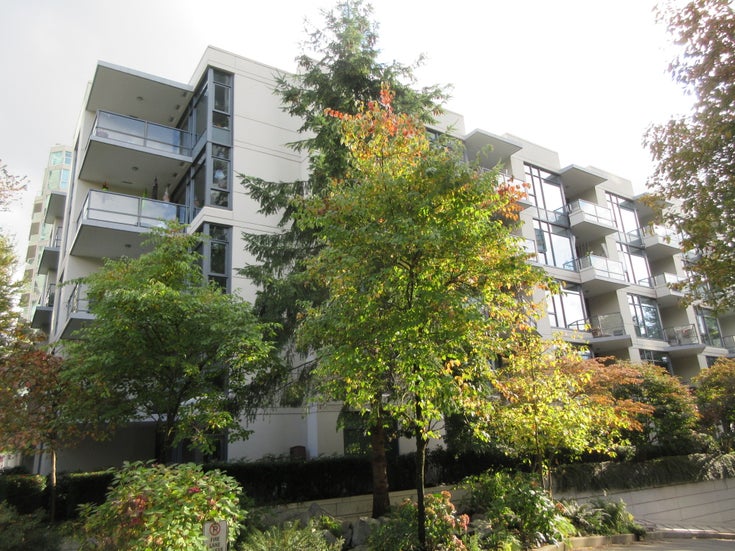 Capstone   --   135 W 2nd ST - North Vancouver/Lower Lonsdale #1