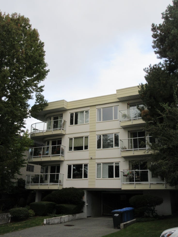 Beverly Court   --    320 W 2ND ST - North Vancouver/Lower Lonsdale #1