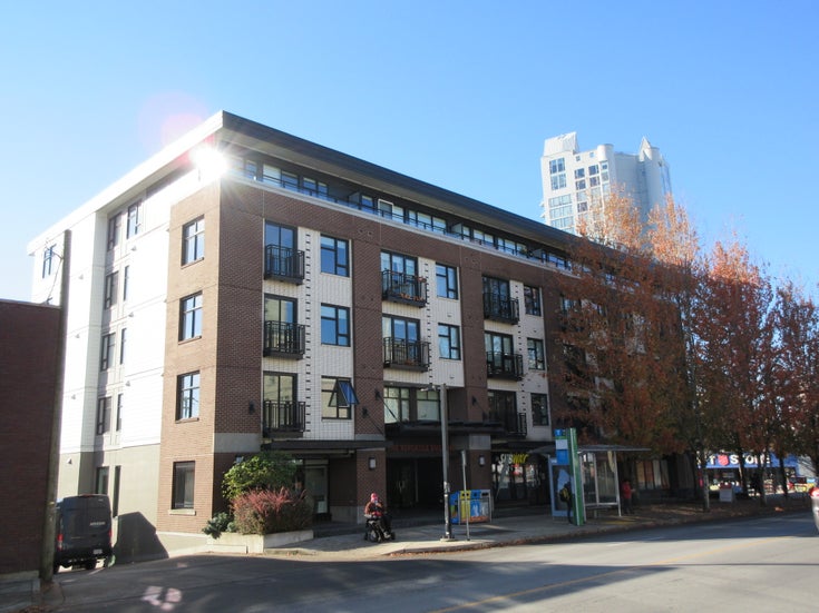The Versatile Building   --   111 E 3RD ST - North Vancouver/Lower Lonsdale #1