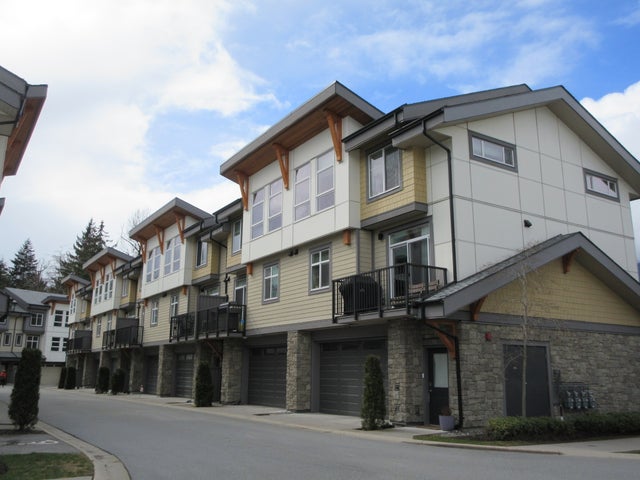 Seven Peaks by Polygon Homes   --   39548 LOGGERS LN - Squamish/Brennan Center