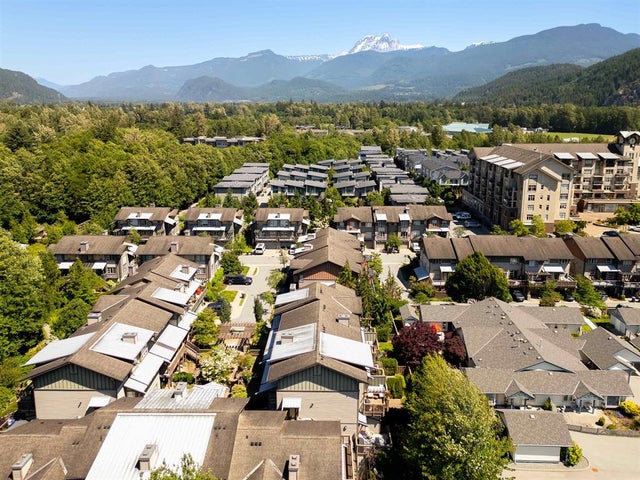 Talon at Eaglewind   --   1174 WINGTIP PL - Squamish/Downtown SQ