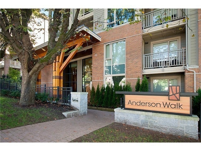 ANDERSON WALK   --   119 W 22 ST - North Vancouver/Central Lonsdale #1