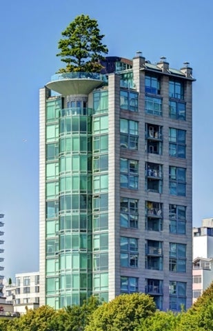 Eugenia Place   --   1919 Beach Avenue - Vancouver West/West End VW