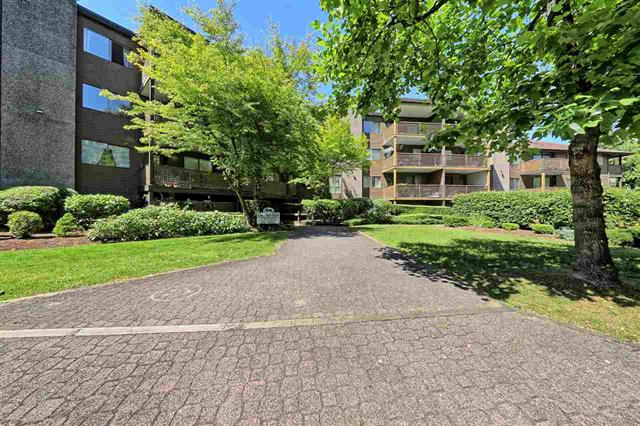 Lincoln Hill IV   --   10662 151A ST - North Surrey/Guildford #1