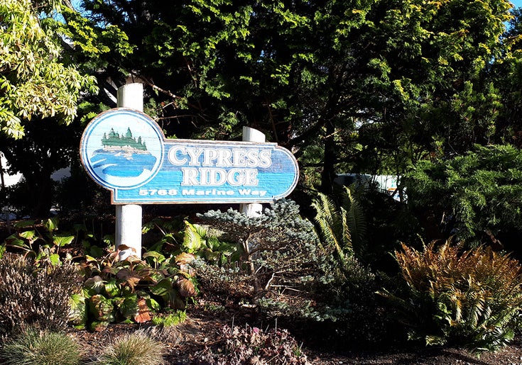 Cypress Ridge in Sechelt, BC at 5768 Marine Way   --   5768 MARINE WY - Sunshine Coast/Sechelt District #1