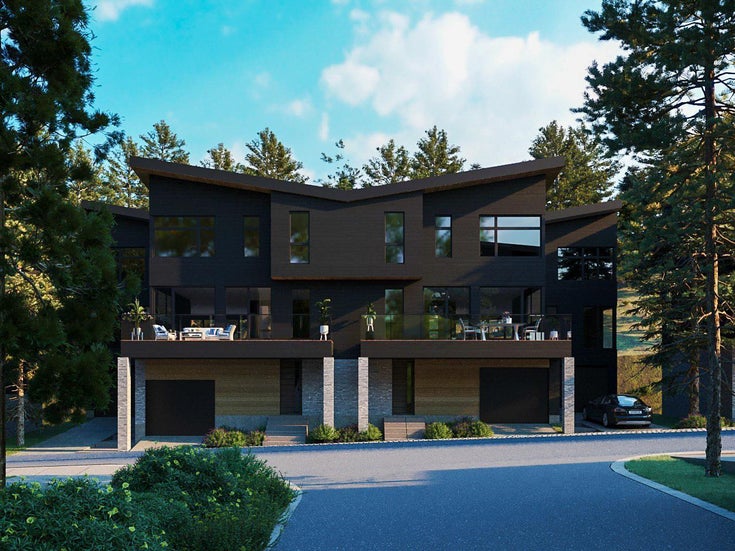 The Seven's   --   1551 BOWLE-EVANS Drive - British Columbia/Golden