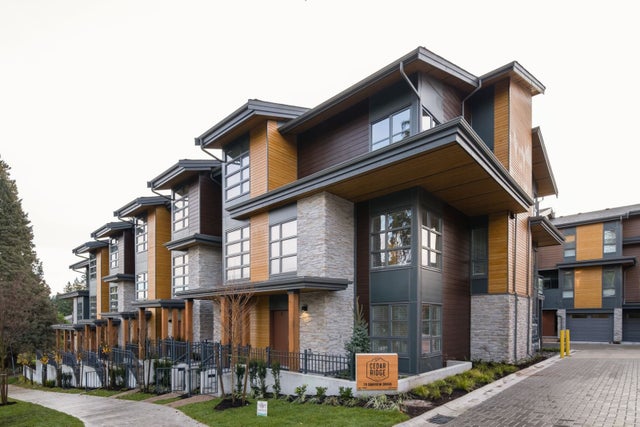 Cedar Ridge   --   70 Seaview  Drive - Port Moody/Port Moody Centre