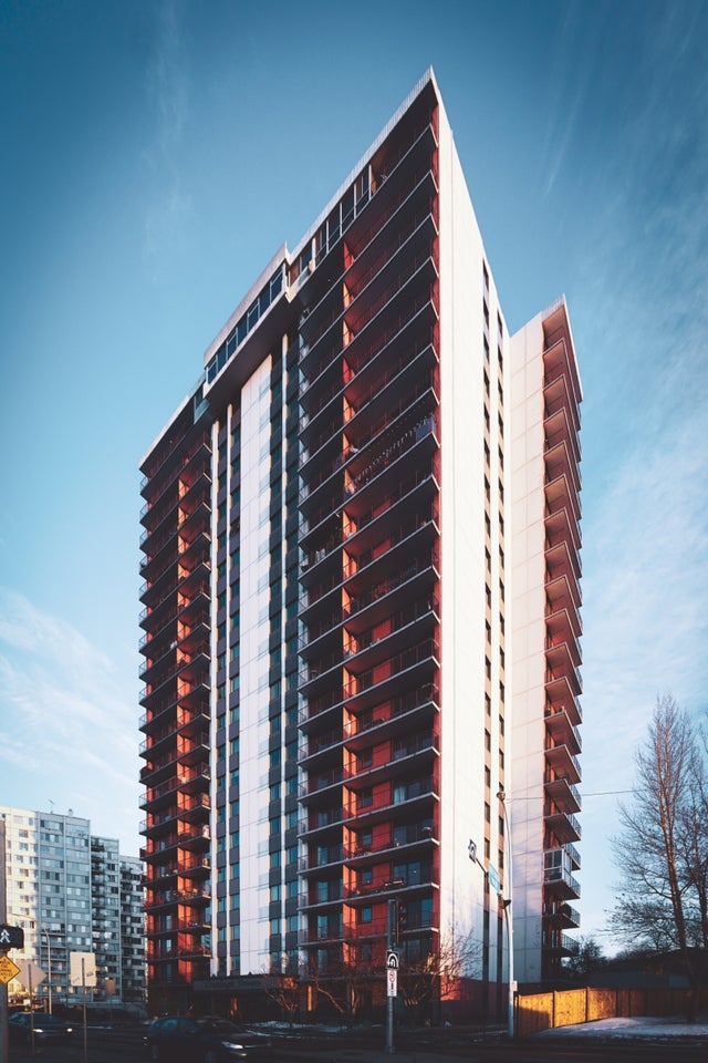 CRANLEIGH TOWERS 10135 Saskatchewan Dr, Edmonton, Ab Strathcona Edmonton ARIVL Real Estate