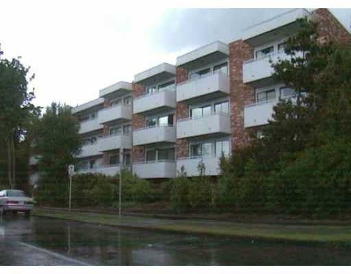 Emerald Manor   --   360 E 2nd - North Vancouver/Lower Lonsdale #1