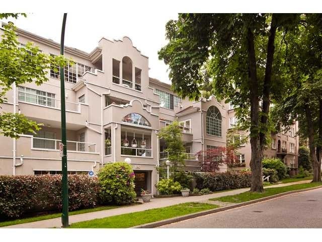 Charlotte Gardens   --   1525 PENDRELL ST - Vancouver West/West End VW #2
