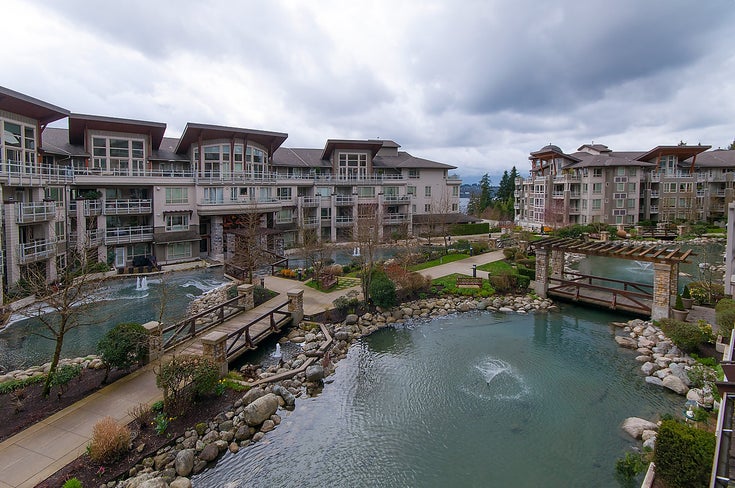 Seasons   --   580 RAVEN WOODS DRIVE - North Vancouver/Roche Point #1