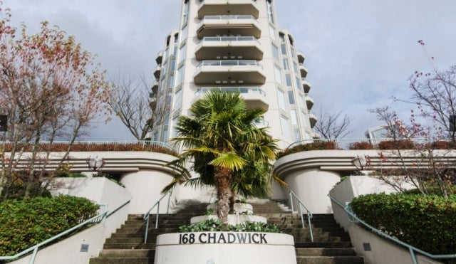 Chadwick Court front entry and signage.