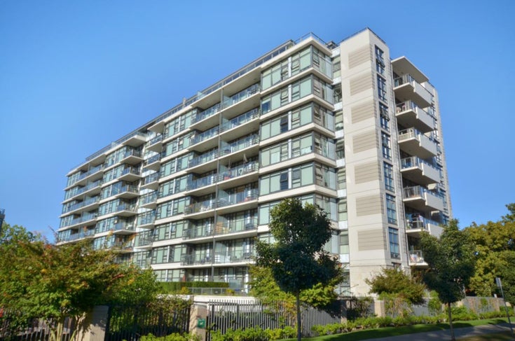 Avenue at Tapestry - 750 W. 12th Ave.