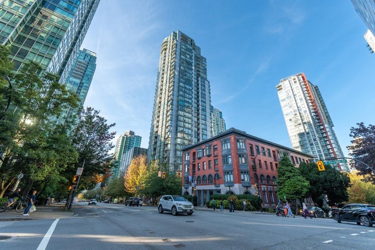 Venus - 1239 W Georgia St- Outside view