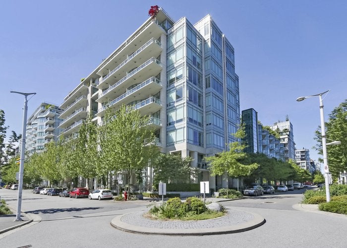 Kayak - Village on False Creek