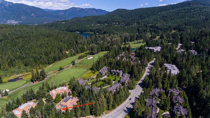 Gleneagles is located on the Fairmont Château Whistler Golf Course.