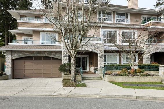 Edgemont Villa   --   3151 CONNAUGHT CR, North Vancouver - North Vancouver/Edgemont #1
