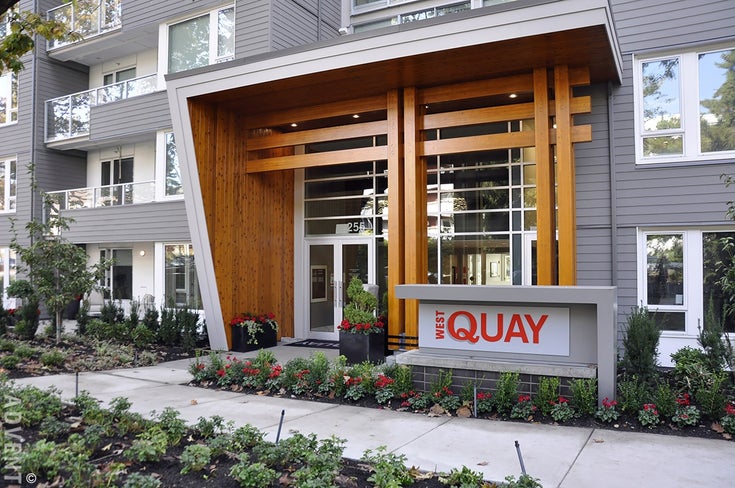 West Quay Lower Lonsdale   --   255 W 1ST ST, North Vancouver - North Vancouver/Lower Lonsdale #1
