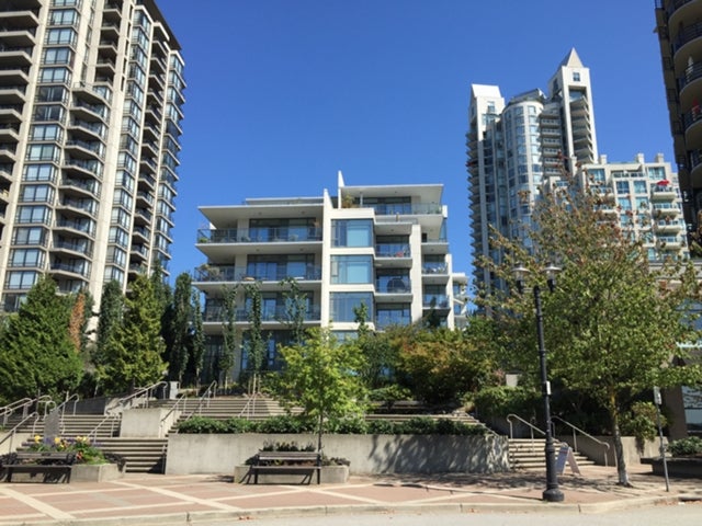 Capstone - Lower Lonsdale   --   135 W 2ND STREET, North Vancouver - North Vancouver/Lower Lonsdale #1