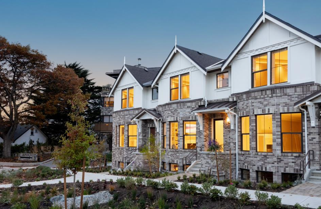 Bellewood Park - Townhomes    --   1018 Pentrelew Pl - /Vi Rockland