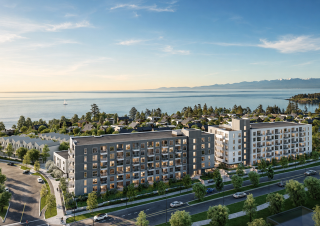 Beachlands    --   3550 Seabluff Cres - /Co Royal Bay