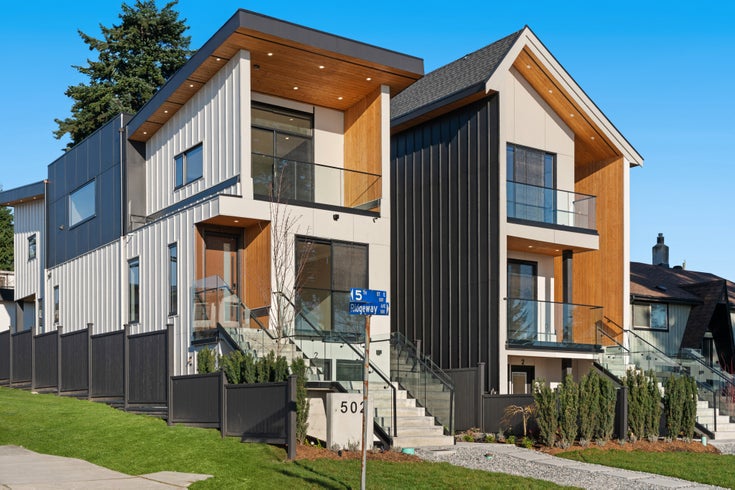 502 E 5th St   --   502 East 5th Street - North Vancouver/Lower Lonsdale