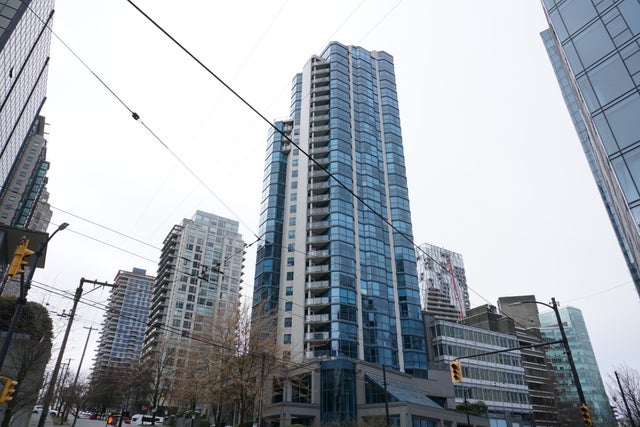 1415 W Georgia