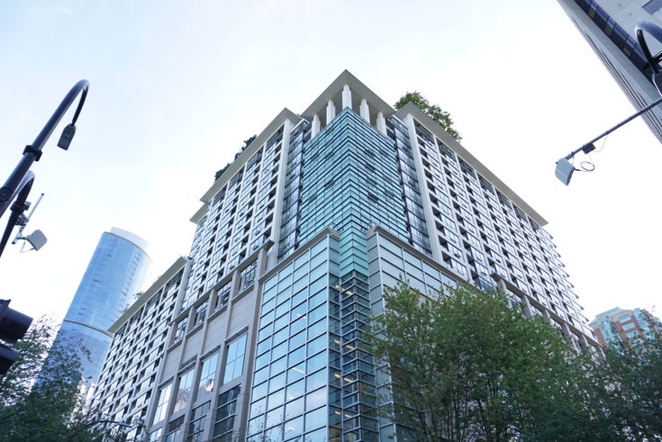Electric Avenue   --   938 Smithe Street - Vancouver West/Downtown VW