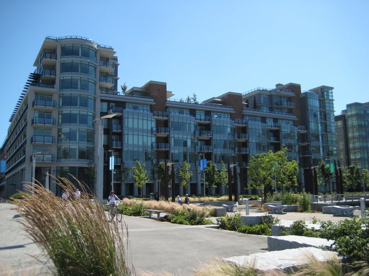 Shoreline - Village on False Creek   --   138 ATHLETES WAY - Vancouver West/False Creek #1