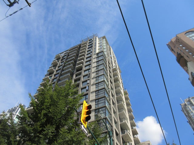 Oscar   --   1295 RICHARDS ST - Vancouver West/Downtown VW