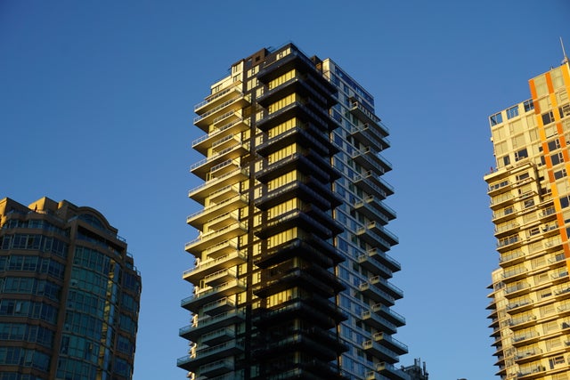 1335 Howe   --   1335 HOWE ST - Vancouver West/Downtown VW