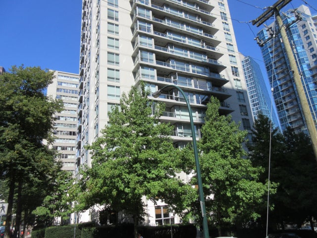 George   --   1420 W GEORGIA ST - Vancouver West/West End VW