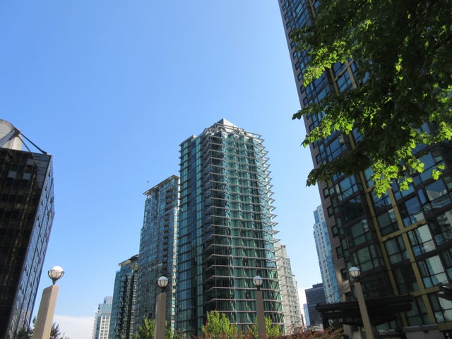 Pointe   --   1331 W GEORGIA ST - Vancouver West/Coal Harbour